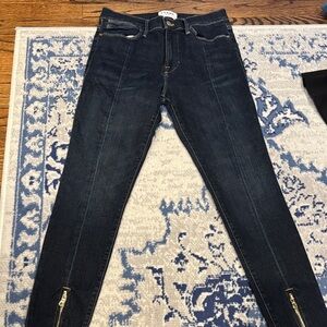 Frame Le High Skinny Jeans